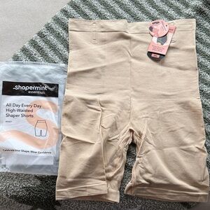 NWT Shapermint High-Waisted Shaper Shorts - Nude.size 3XL.